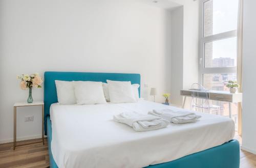 Hostmate Milano Pirelli 30 Porta Nuova — 4-Star Luxury Hotel in Milan, Italy