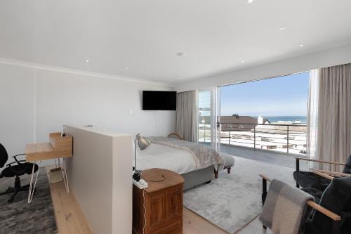 Villa by the Ocean Blouberg Village