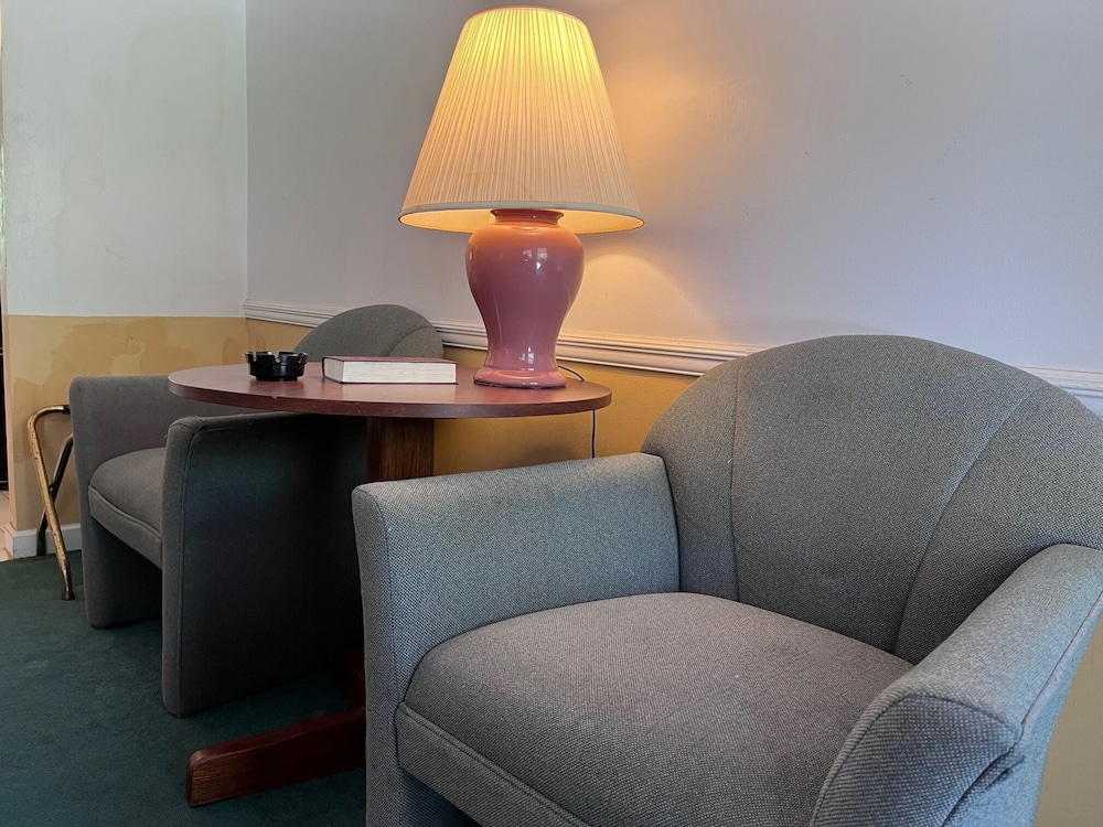 Windtree Inn — Grove Hill — photo 5