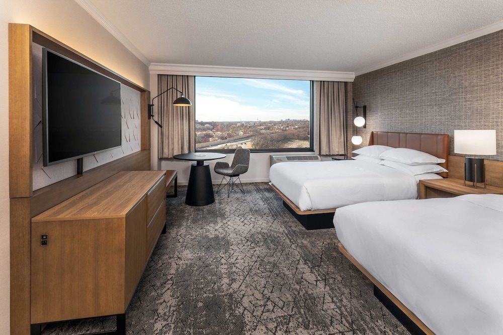 Sheraton Pentagon City Hotel - photo 7