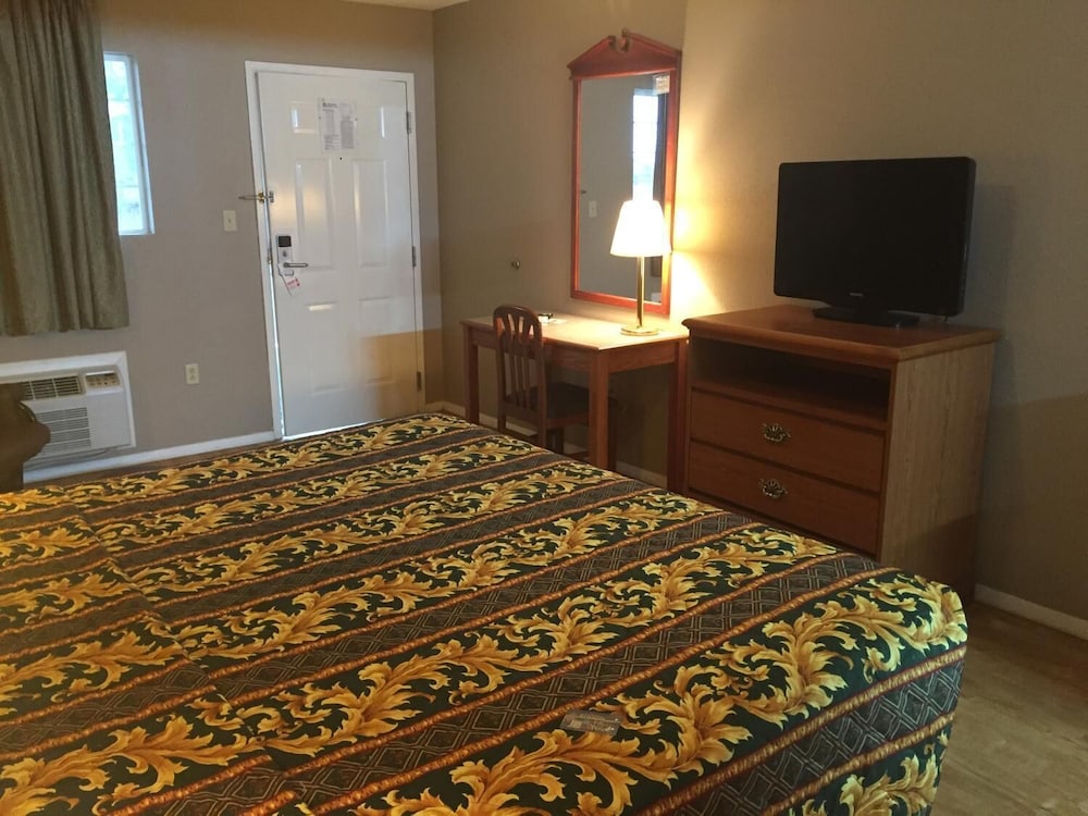 Deerfield Inn New Johnsonville - photo 12