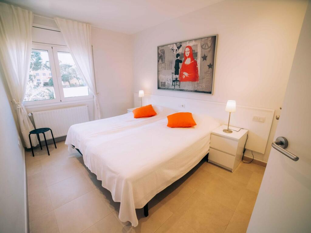 Charming apartment in La Fosca Beach — 4-Star Luxury Hotel in Palamos, Spain