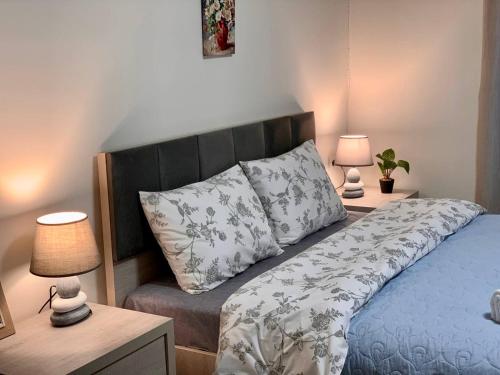 Niko Pirosmani 3 room apartment in Old Tbilisi