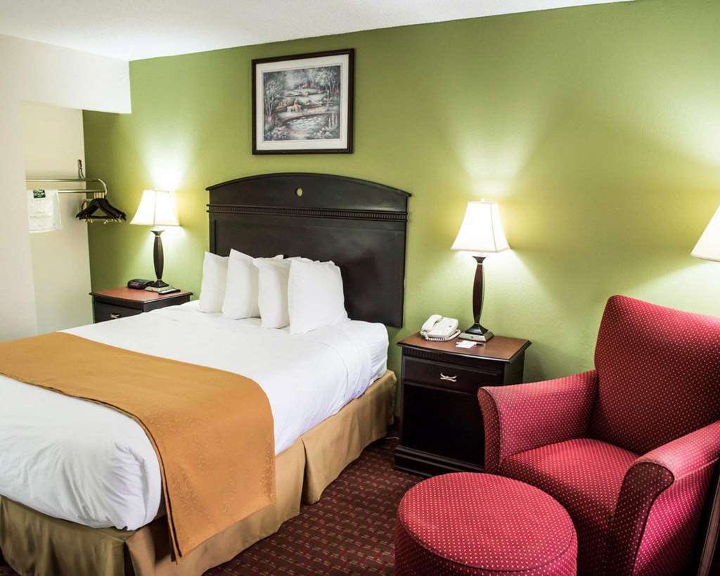 Quality Inn Chipley I 10 at Exit 120 - photo 9