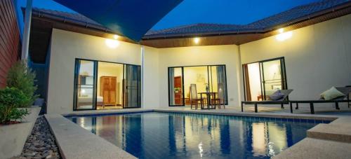 AnB poolvilla 3BR walk private beach in pratamnak in Unknown City, Thailand