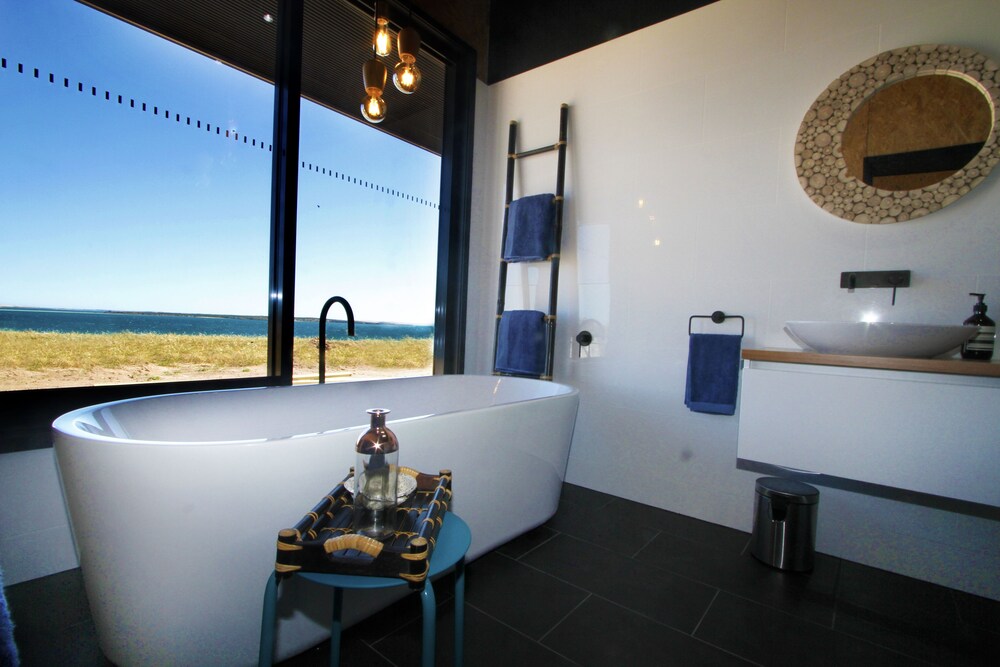 Perlubie Sea — 4-Star Luxury Hotel in Streaky Bay, Australia