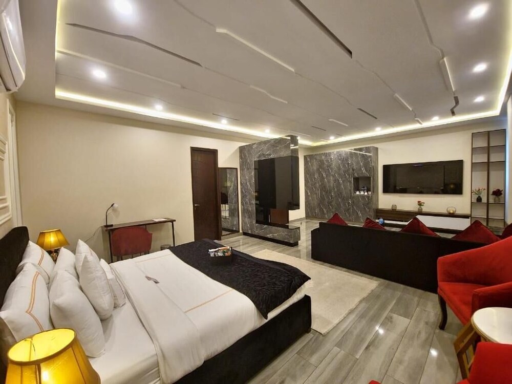 Belmorris Hotel & Resorts in Multan, Pakistan