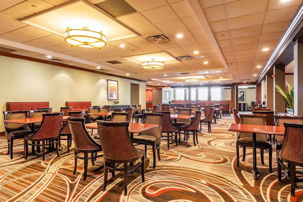 Wyndham Omaha West Dodge - photo 38