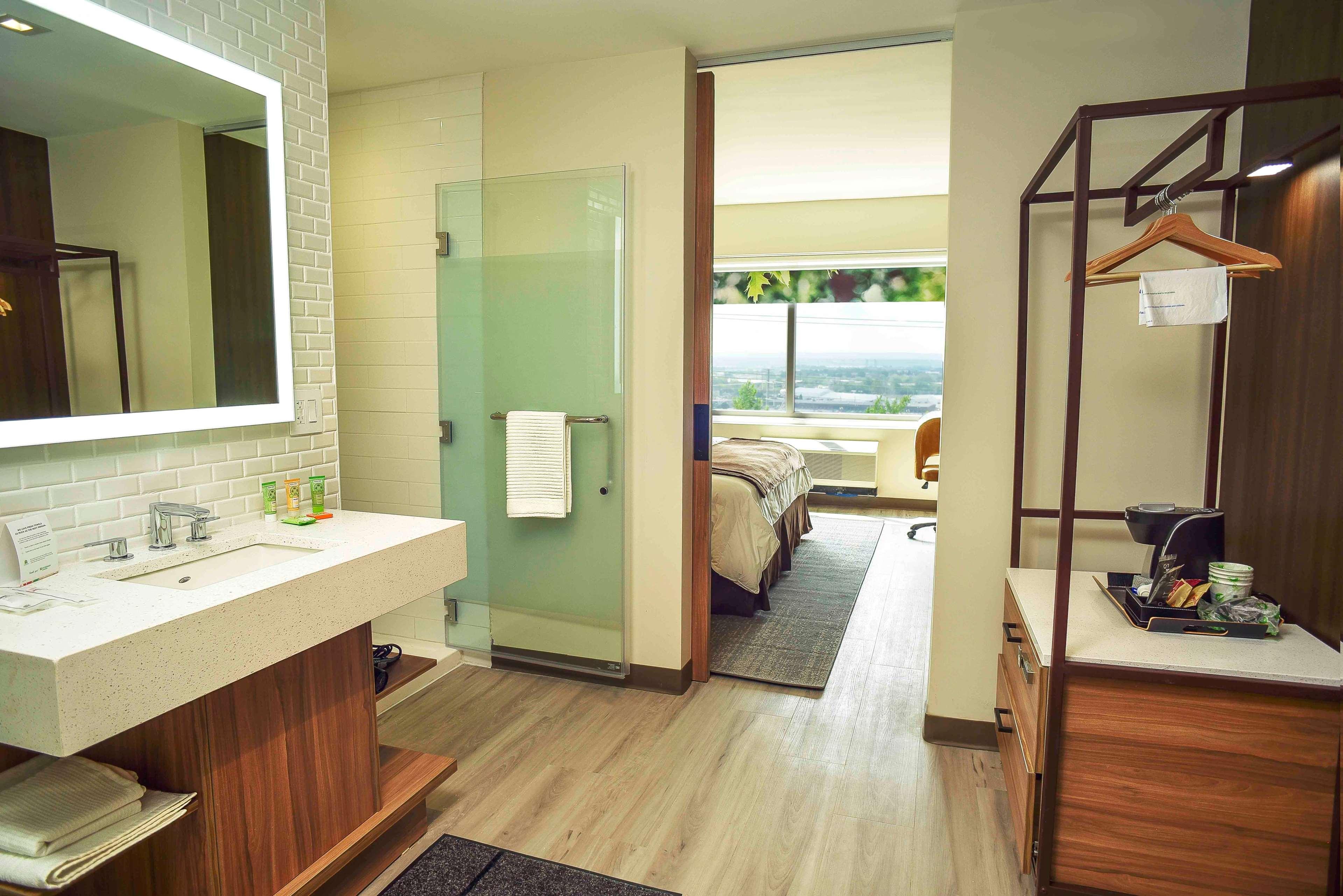 Wyndham Garden North Bergen Near Secaucus - photo 18