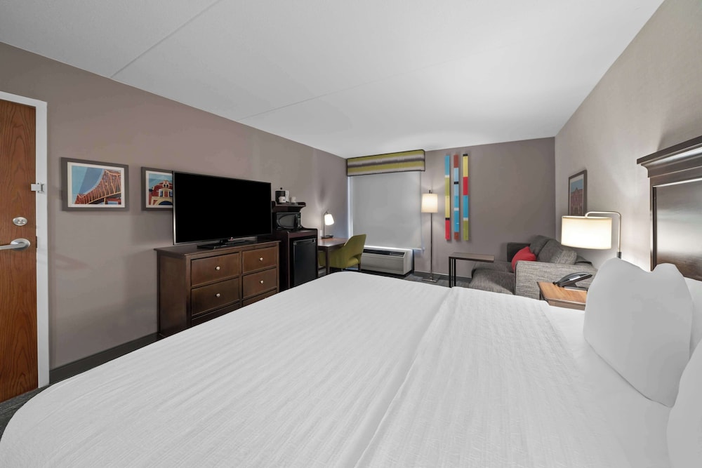Hampton Inn Franklin Milford - photo 11