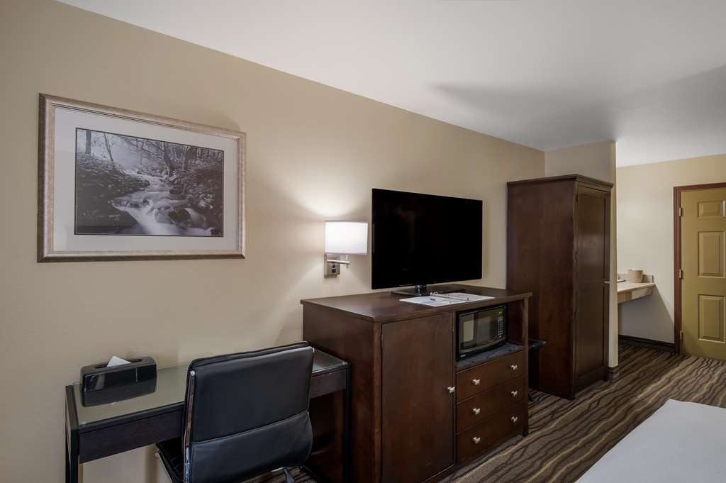 Best Western Cottage Grove Inn - photo 12