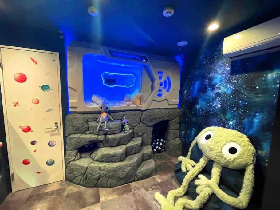 Holy Planet - carbon neutral hotel in Tokyo