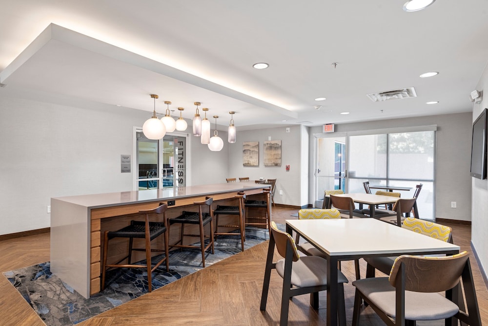 Fairfield Inn & Suites by Marriott Hickory - photo 25