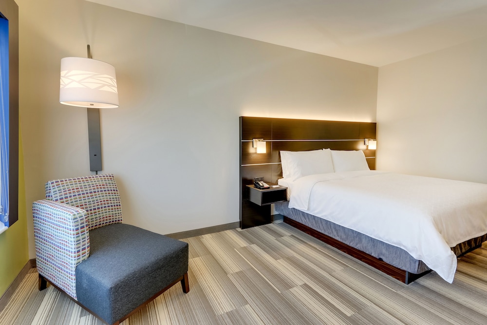 Holiday Inn Express & Suites Winston Salem Sw Clemmons by IHG - photo 11