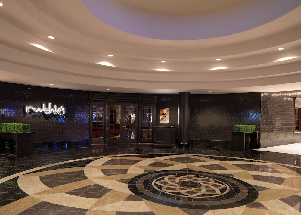 Riverside Casino & Golf Resort - photo 12