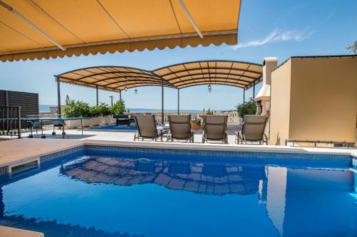 Luxury Apartment Twins — 4-Star Luxury Hotel in Kamen, Croatia
