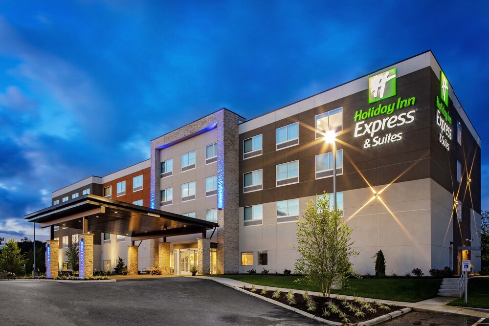 Holiday Inn Express & Suites Madison by IHG in Madison, United States