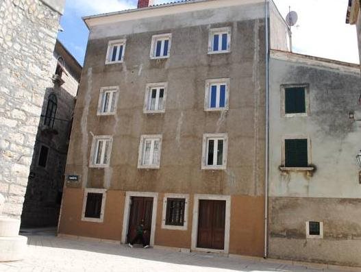 Rooms Piazzetta in Cres, Croatia