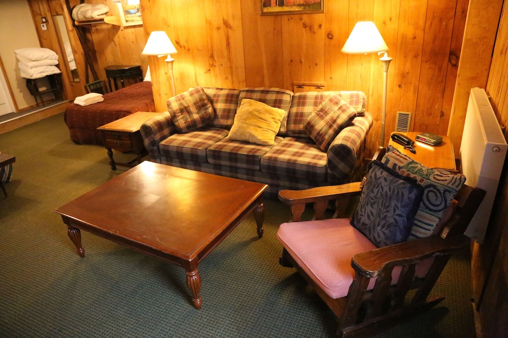 Salt Ash Inn - photo 112