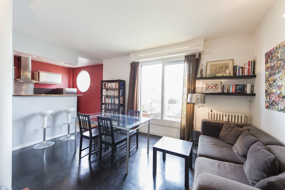 An Avenue to Trocadero — 5-Star Luxury Hotel in Paris, France