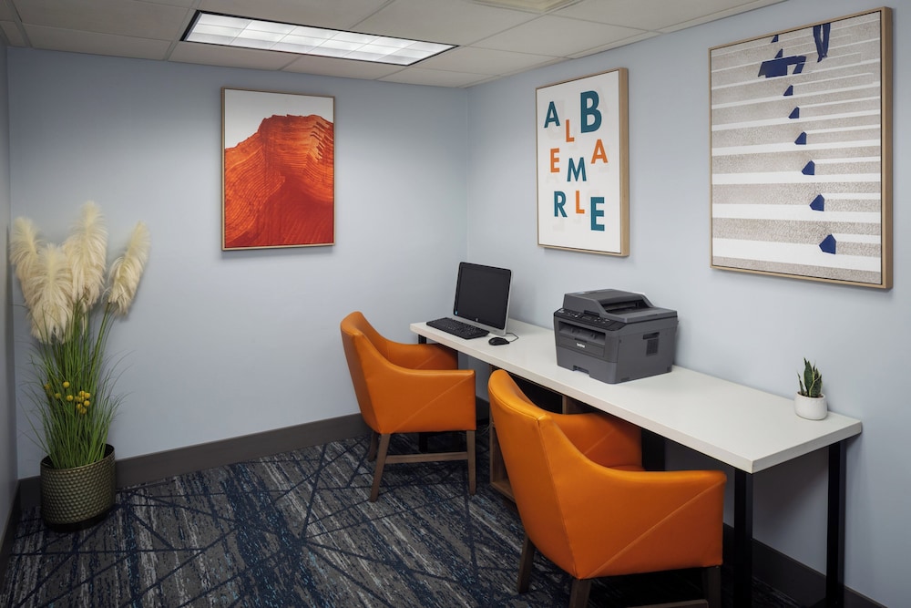Holiday Inn Express & Suites Albermarle by IHG - photo 12