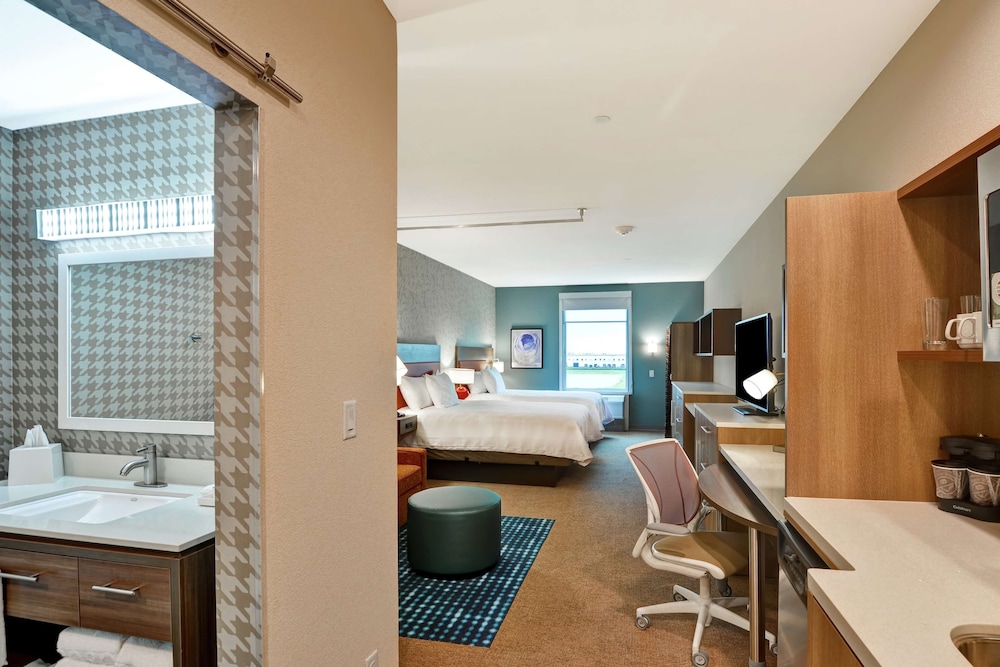 Home2 Suites by Hilton La Porte - photo 11