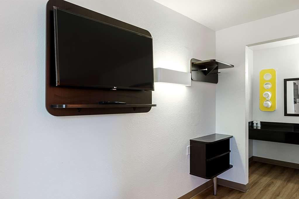 Motel 6 Fresno CA - photo 17