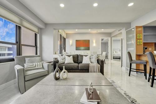 Luxury Penthouse 3BR 3BA Oceanfront PH7 — 4-Star Luxury Hotel in Miami Beach, United States