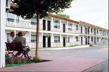 Rimview Inn - photo 2