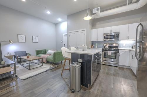 Boston Common Loft with Washer Dryer — 4-Star Luxury Hotel in Boston, United States
