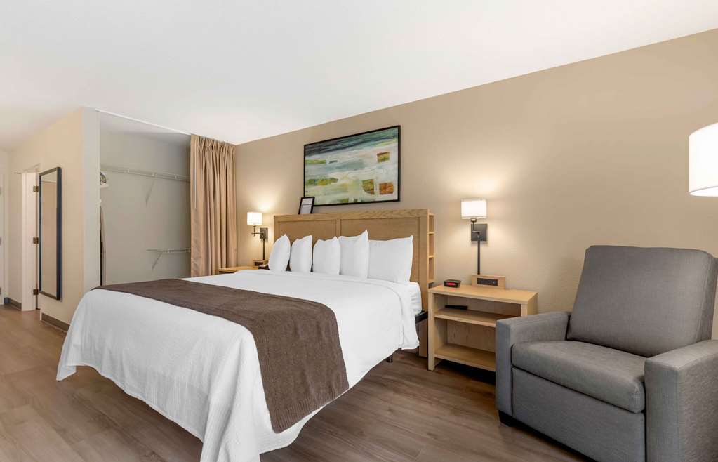 Extended Stay America Suites Washington DC Tysons Corner - photo 23