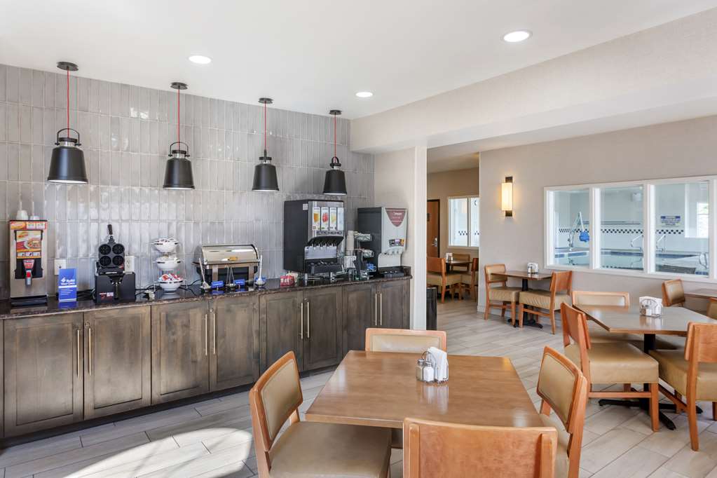 Best Western Holiday Hills - photo 7