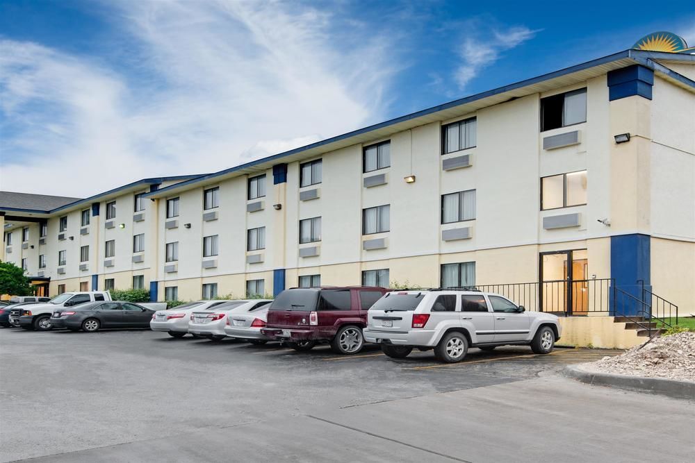 Days Inn Austin Crossroads - photo 16