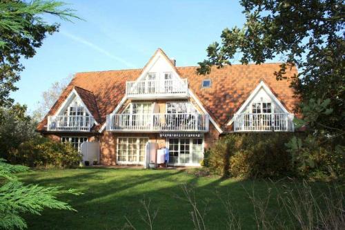 Landhaus am Golfplatz 9 — 4-Star Luxury Hotel in Sankt Peter-Ording, Germany