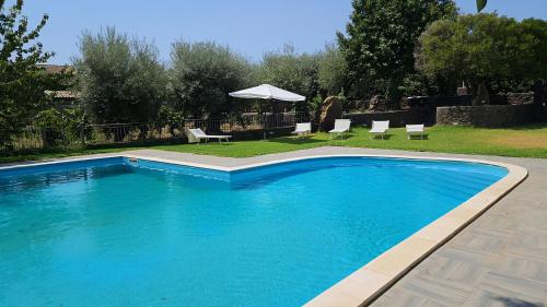 Maison Divaga — 4-Star Luxury Hotel in Viagrande, Italy
