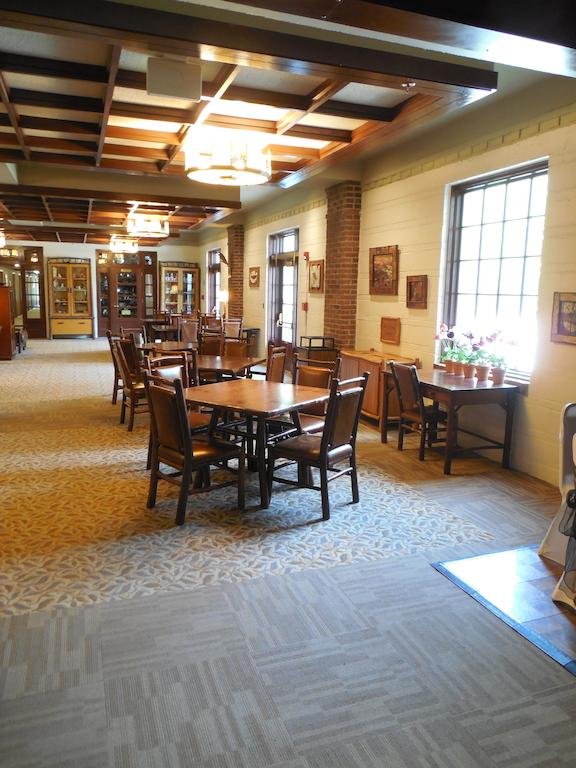 Canyon Inn - carbon neutral hotel in Spencer