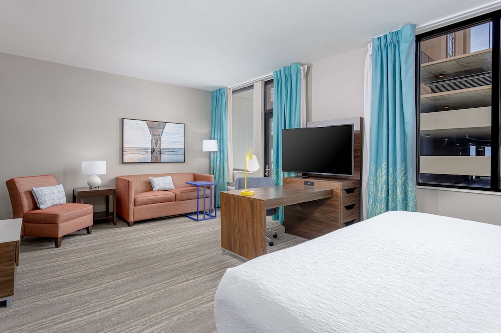 Hampton Inn & Suites Orange Beach Gulf Front - photo 15