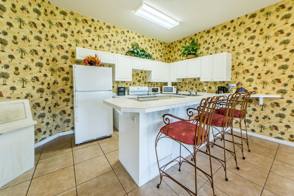 Maravilla Beach Resort by Panhandle Getaways in Miramar Beach, United States