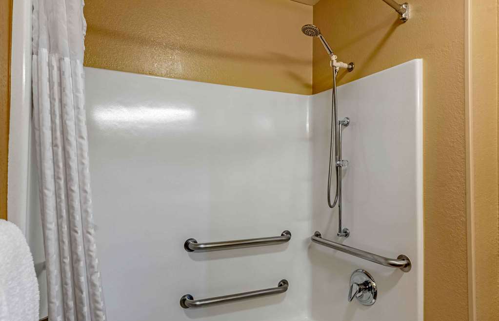 Extended Stay America Suites Chicago Gurnee - photo 38