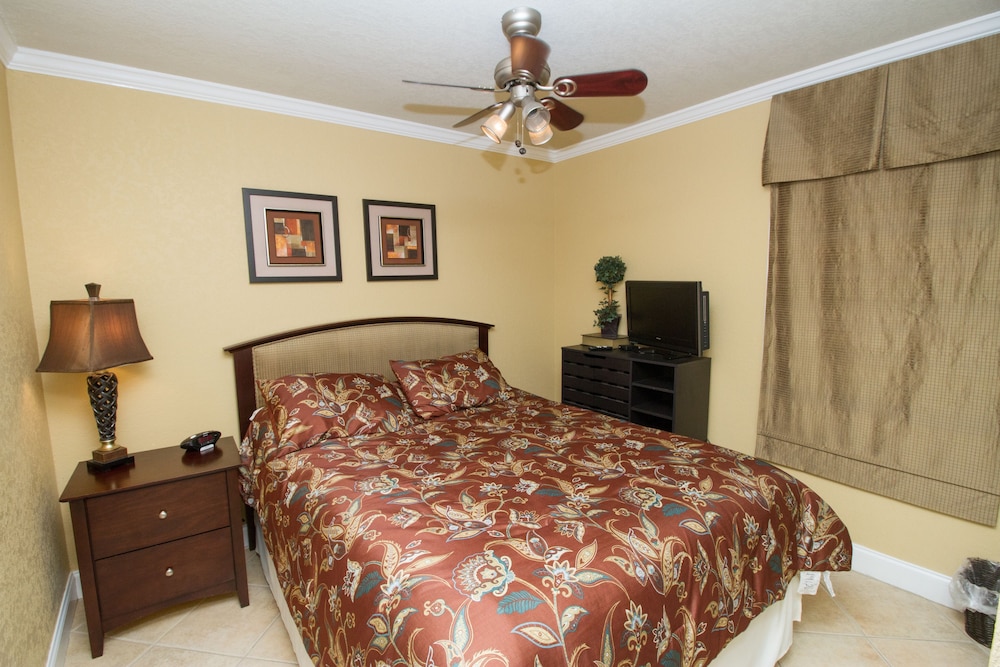 Pelican Beach Resort & Conference Center - photo 10