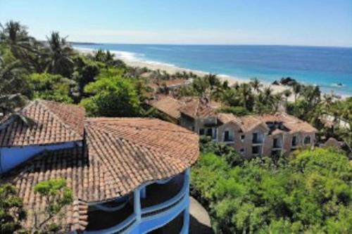 Villa del Puerto — 4-Star Luxury Hotel in Puerto Escondido, Mexico