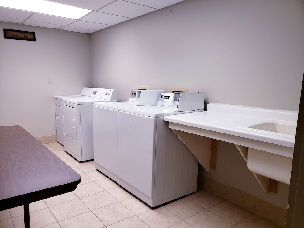 Quality Inn & Suites Black River Falls I 94 - photo 49