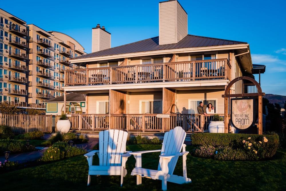 Inn at the Prom Oceanfront Seaside - photo 2