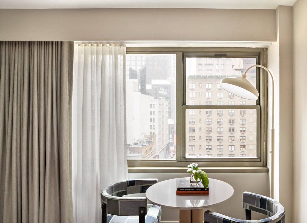 Kimpton Theta New York Times Square by IHG - photo 17