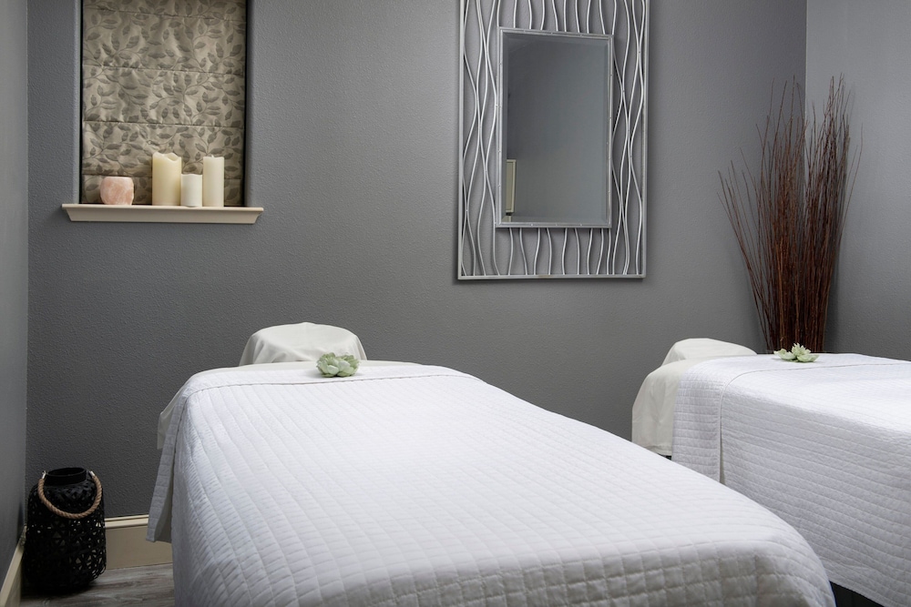 The Westin Sacramento Riverfront Hotel & Spa - photo 48
