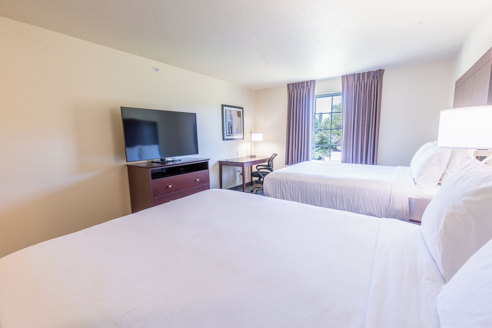 Cobblestone Inn & Suites Winters - photo 23