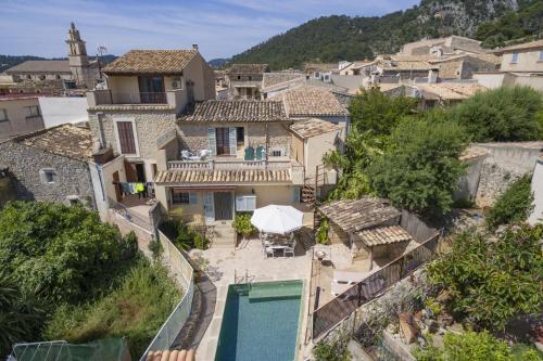 Es Raco - carbon neutral hotel in Selva