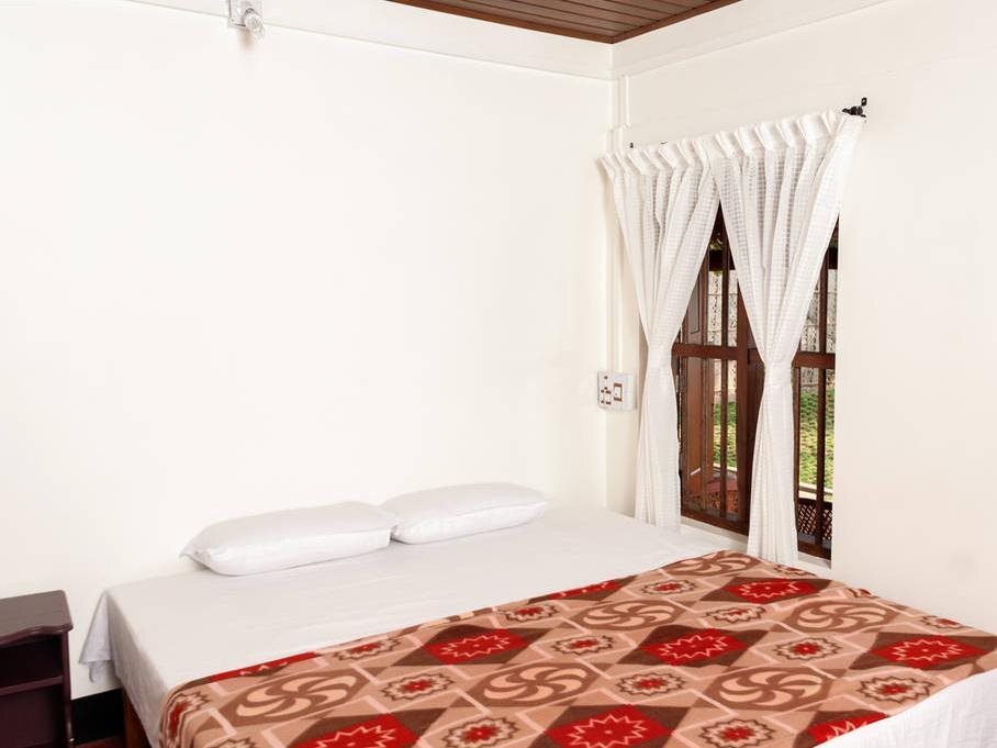 Ambadi's villa Lake view resort