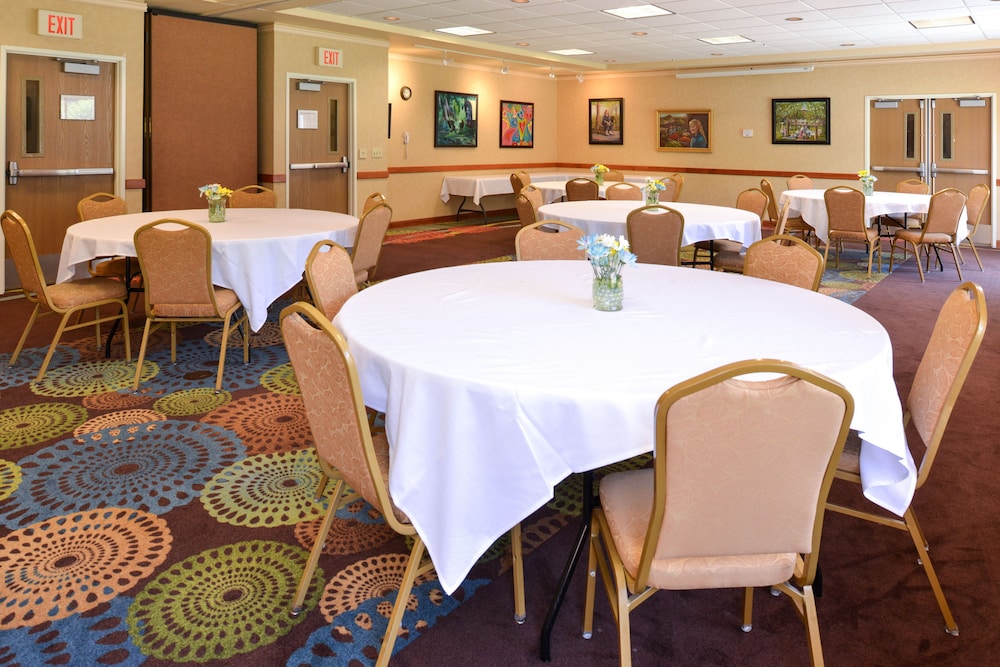 Holiday Inn Express St. Croix Valley by IHG - photo 47