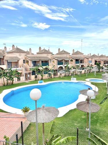 Unifamiliar Chiclana la Barrosa - carbon neutral hotel in Chiclana De La Frontera
